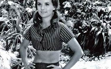 Dawn Wells Measurements: Discovering Dawn Wells' Body Measurements